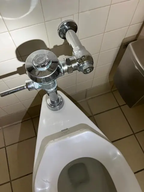 Fixture installation and repair for Sewer Camera Inspection in Parc du Bois